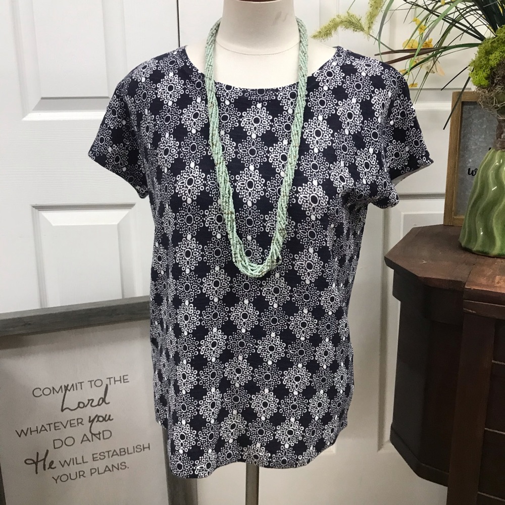 NWOT Loft Short Sleeve knit Sweater S